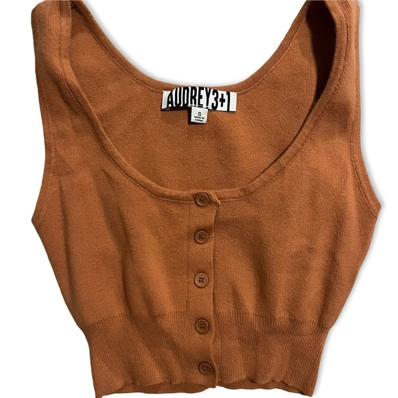 Rust Brown cropped knit sleeveless top with buttons | scoop neck | NWT - Picture 2 of 3
